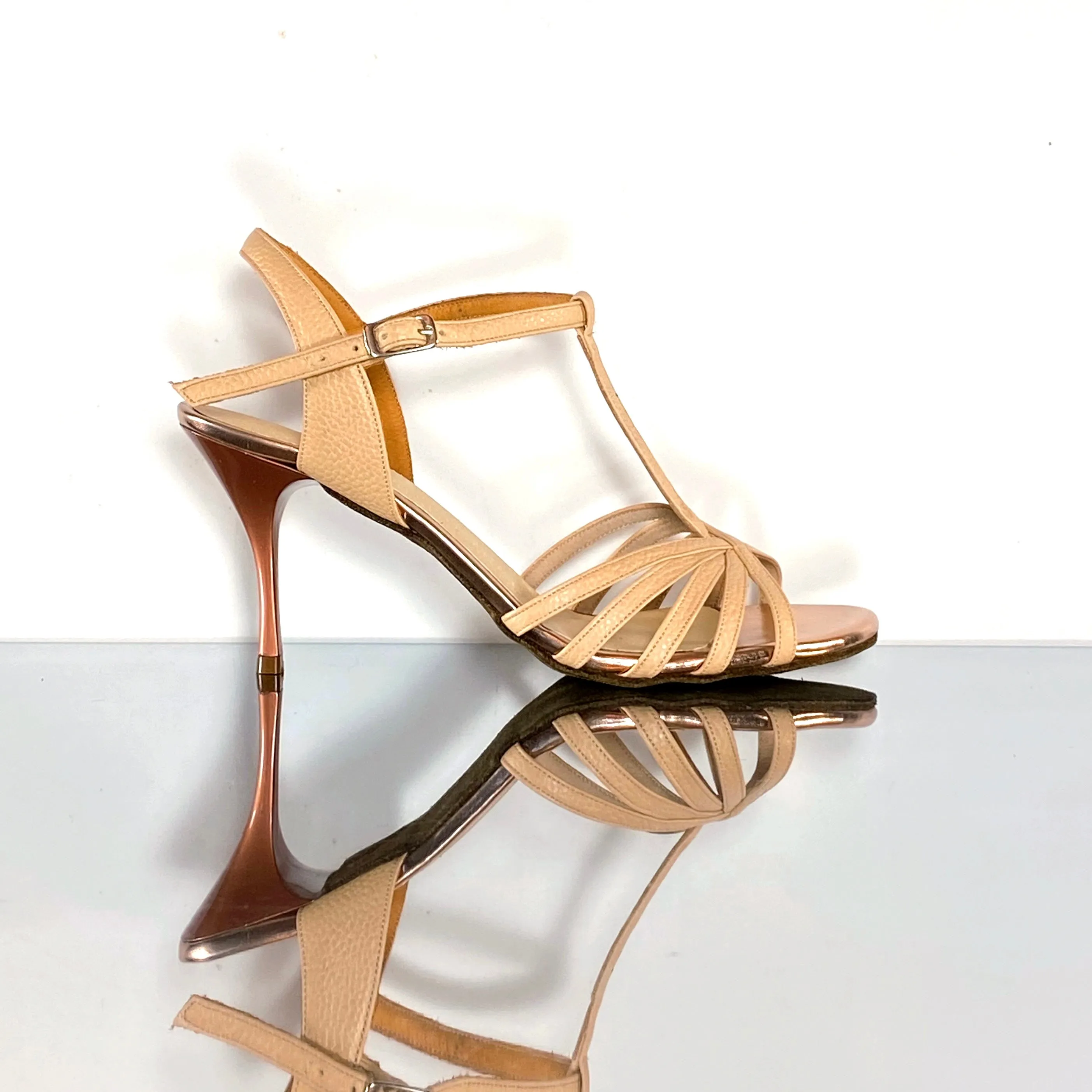 Camel - Nude leather T-strap Tango Shoes