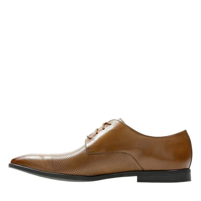 Clarks Bampton Cap Leather Shoe - Tan