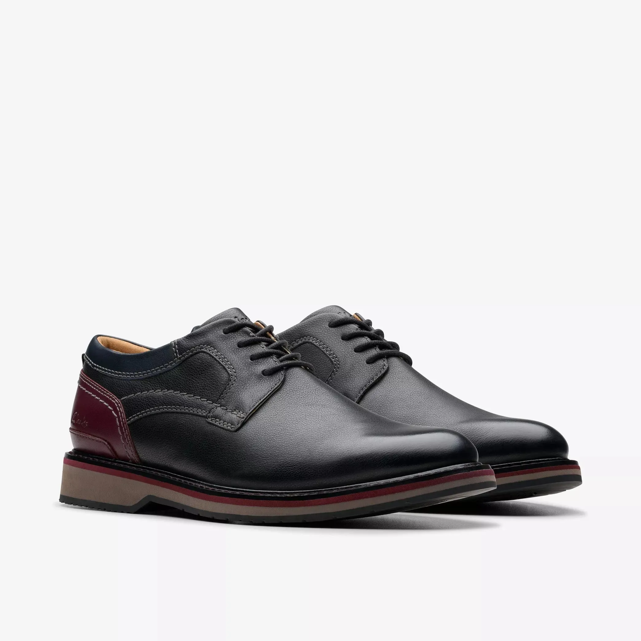 Clarks Manahan Plain WIDE