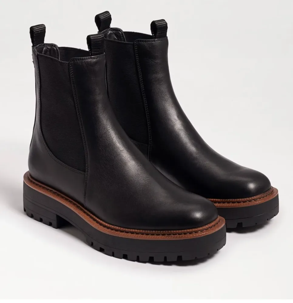 Laguna Chelsea Boots