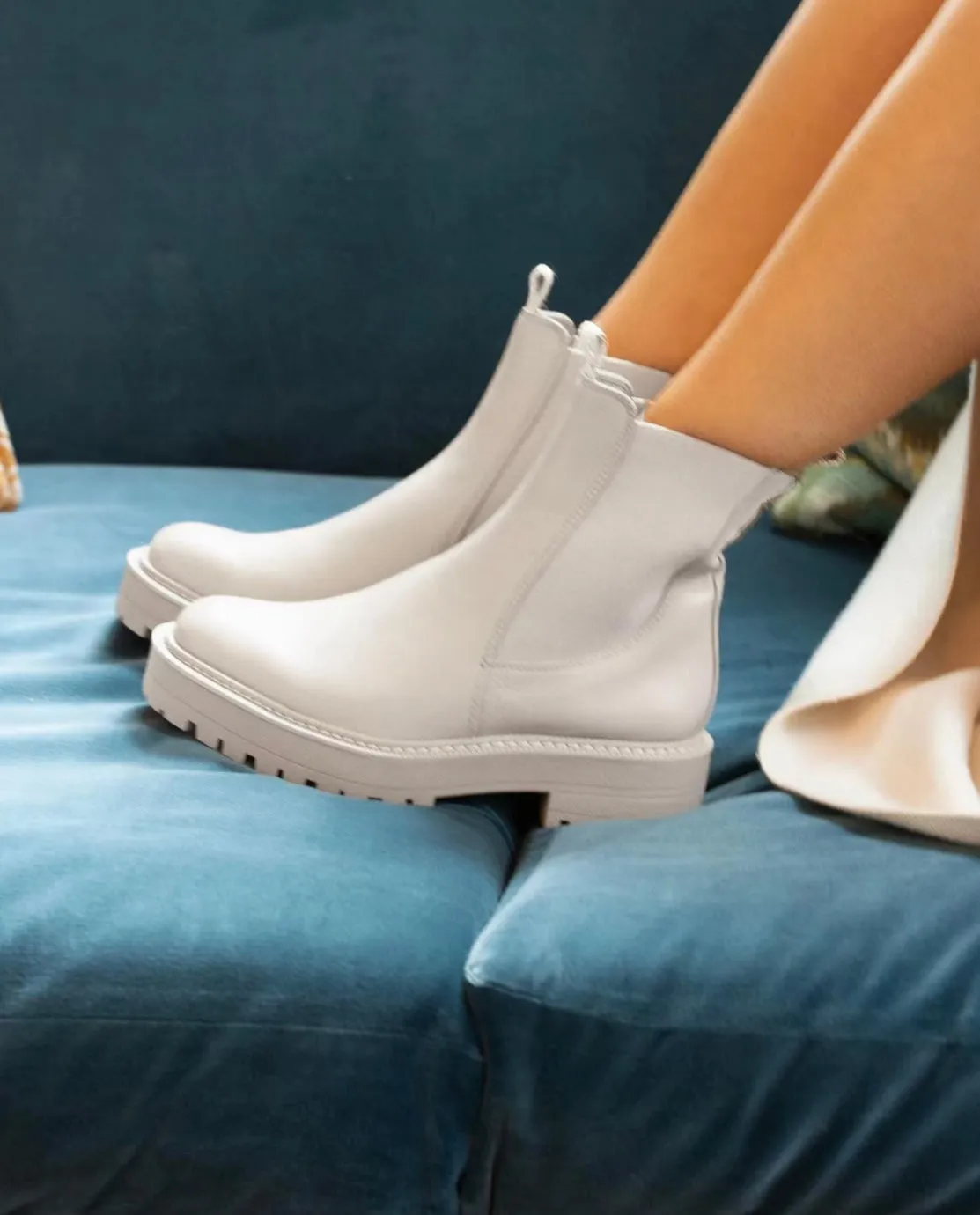 Laguna Chelsea Boots