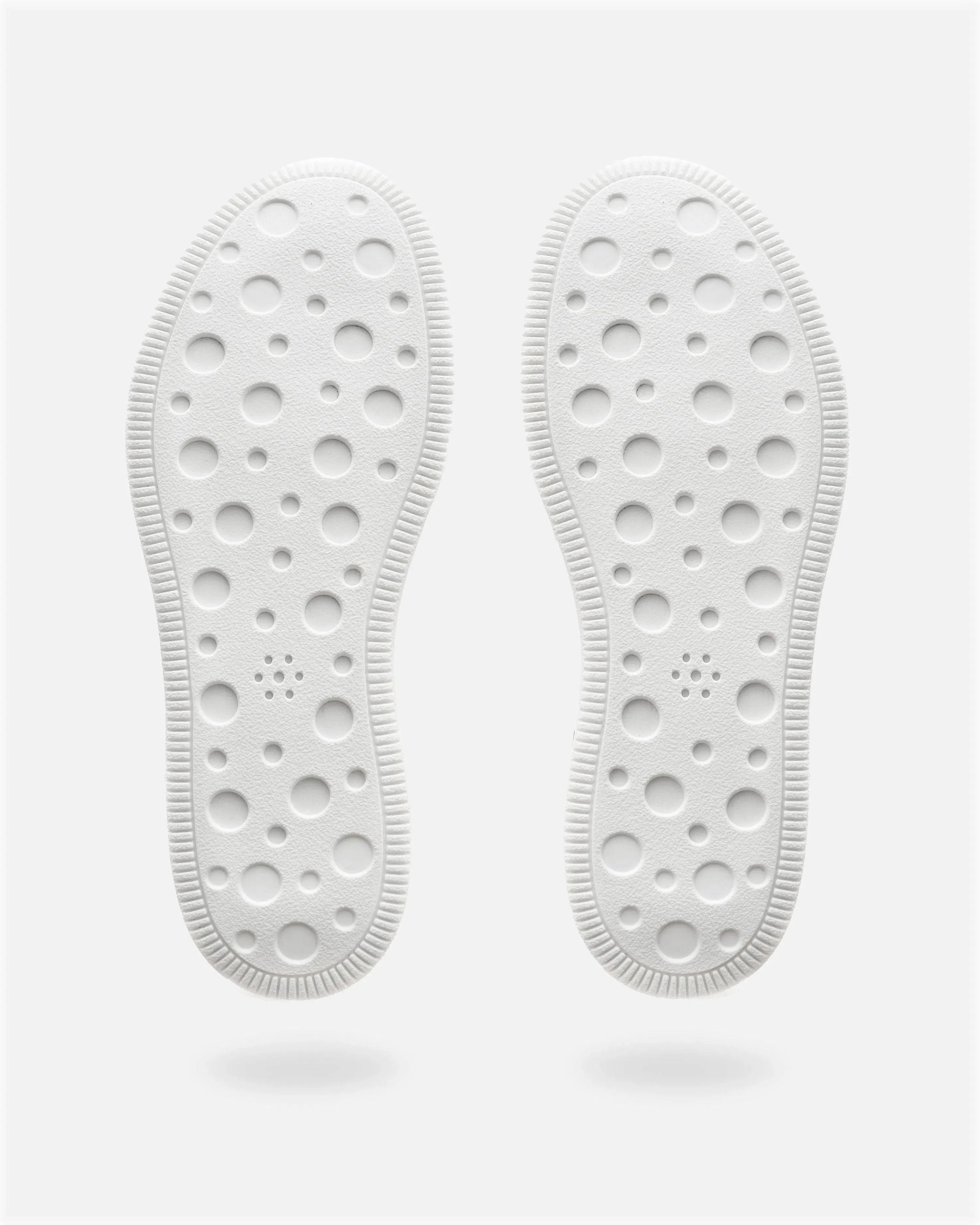Model 001: Everyday Comfort White