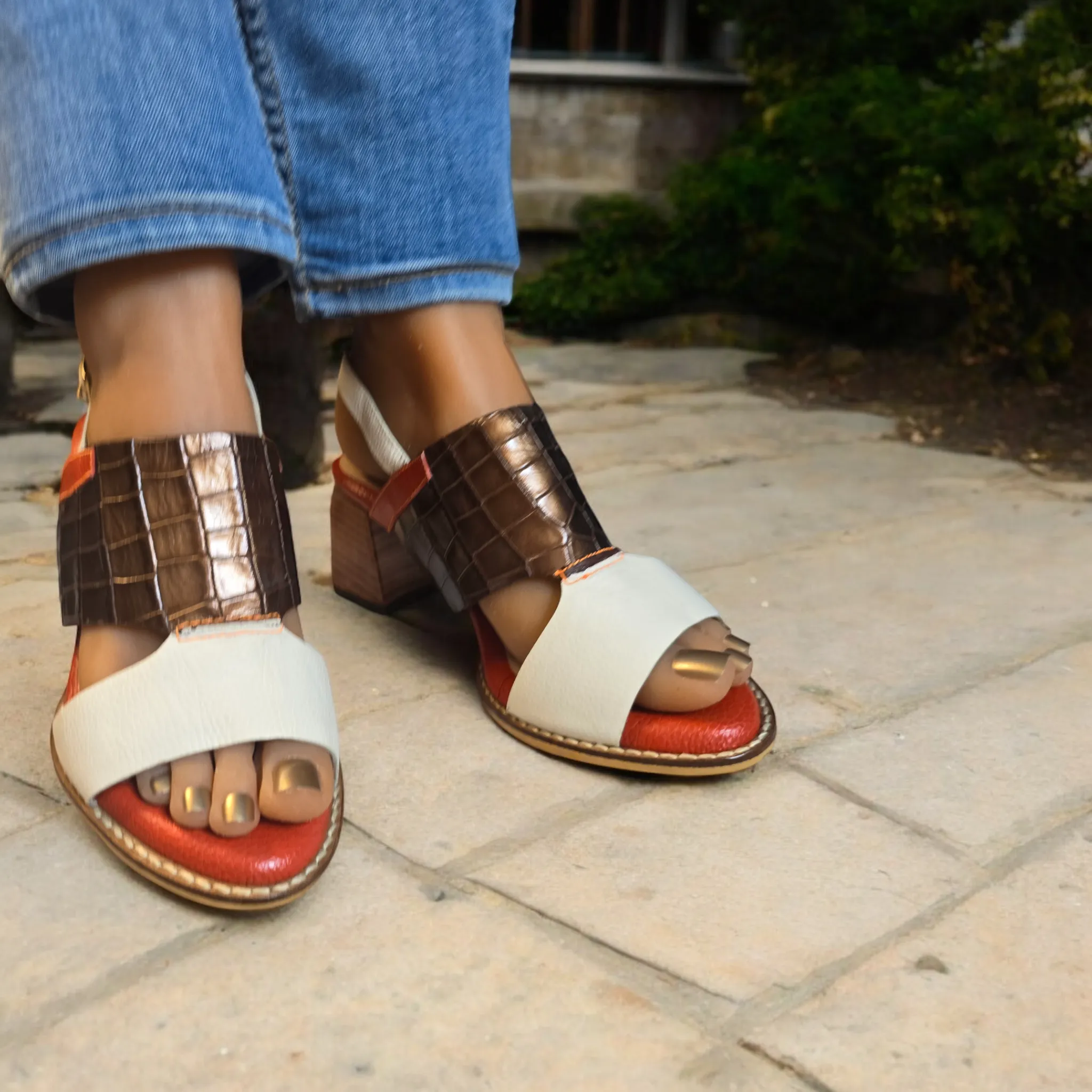Textured Multi-Strap Chunky Sandals