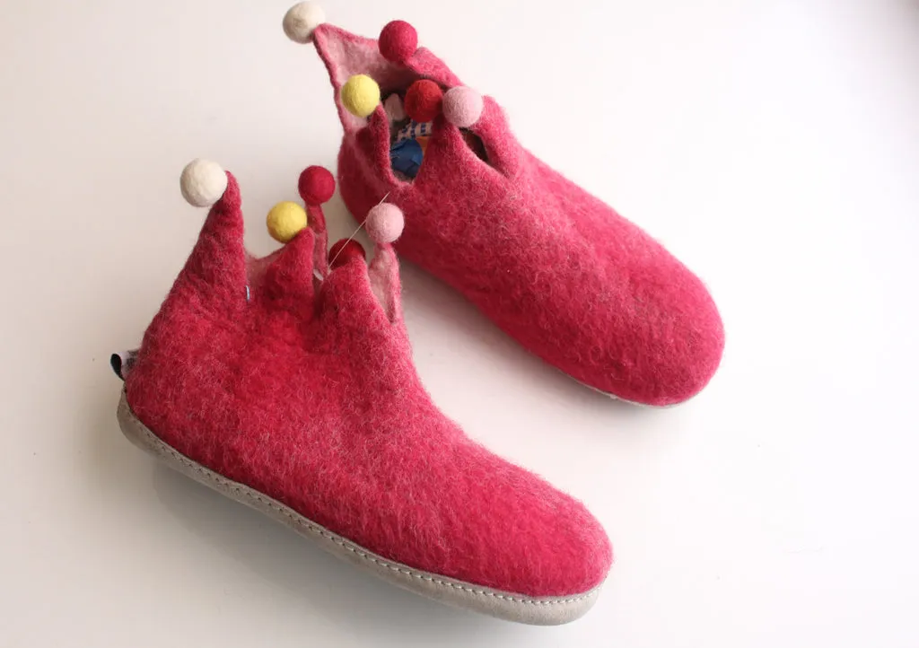 Trendy Pink Felt Slipper from Nepal